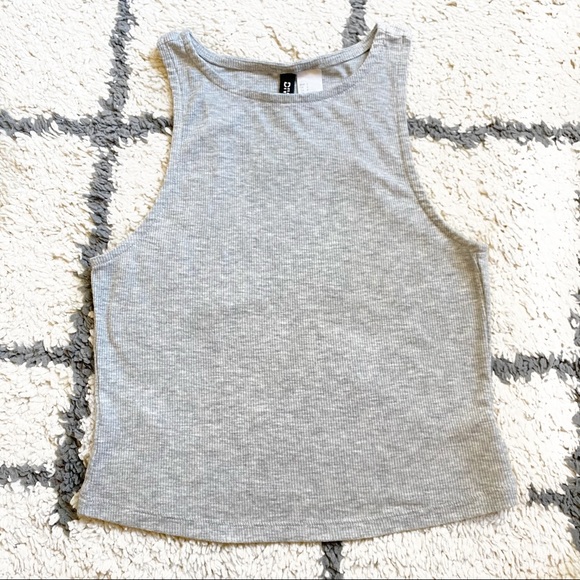 H&M Tops - Crop Ribbed Racer Tank
